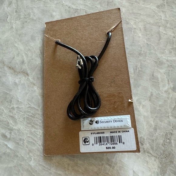 RA‎ Rogue Accessories Men’s Keizer Metal Horn Leather Cord Necklace NWT - Picture 3 of 5